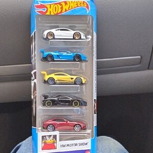 Hot Wheels Motor Show Set - Red, Blue, Gold, Black, White